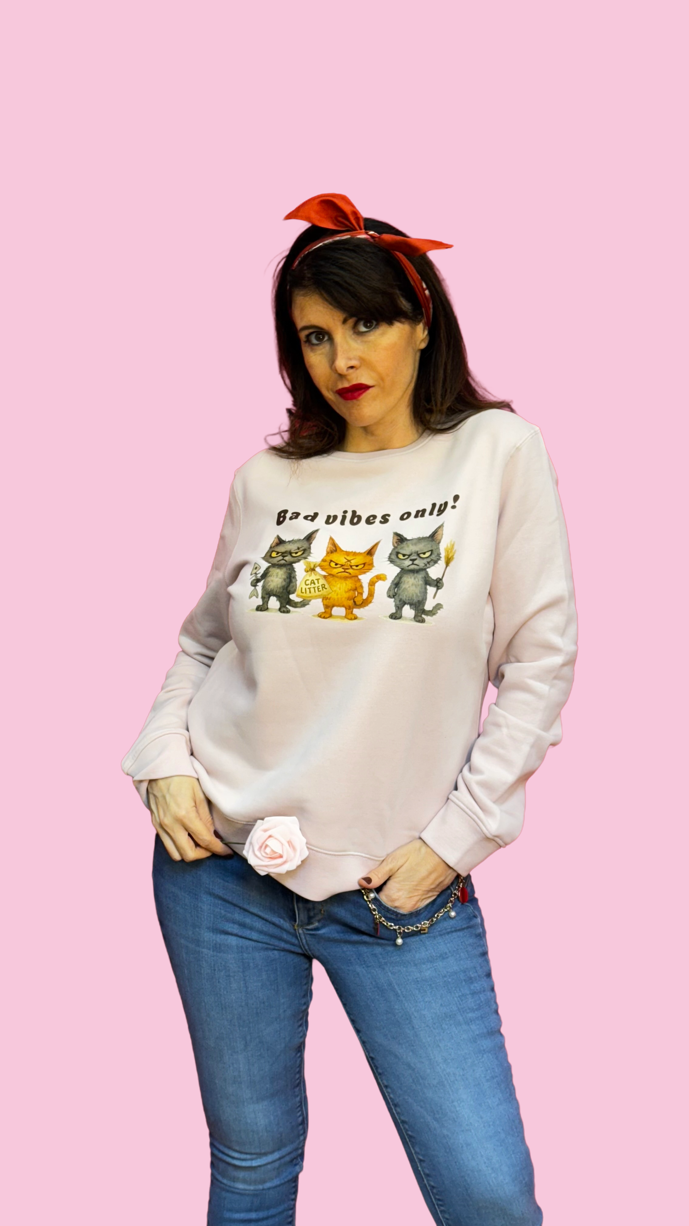 Felpa Mora, bad vibes only