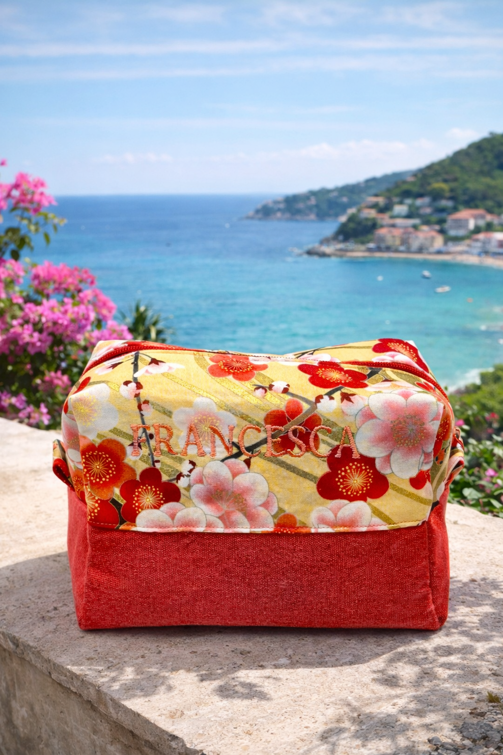 Trousse, fiori di prugno giapponese