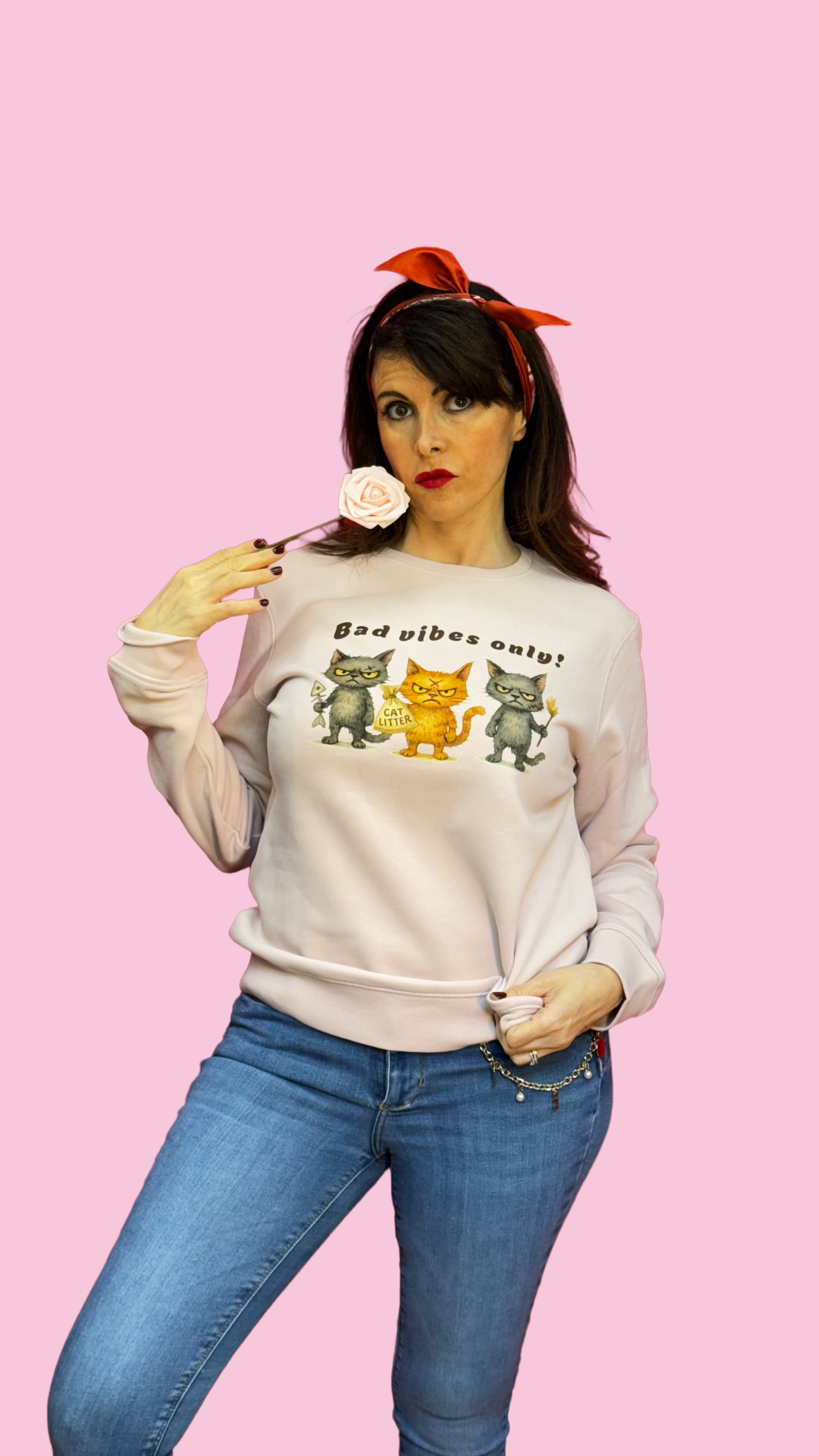 Felpa Mora, bad vibes only