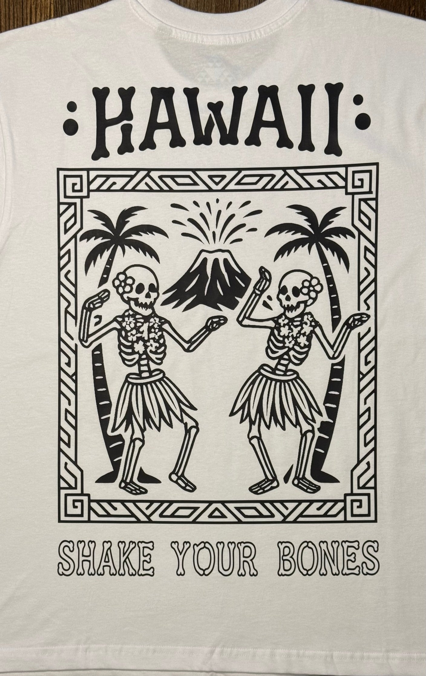 T-shirt Lokahi, Oversize, shake your bones